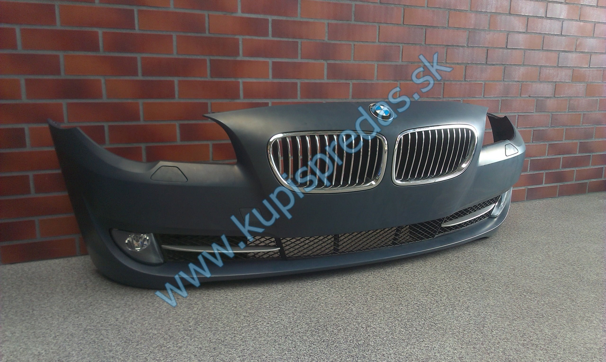 Predný nárazník BMW 5 F10 F11 